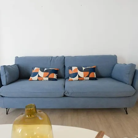 Design And Bright Flat Near Republique Apartament